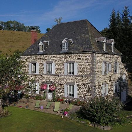 Maison D'Hotes La Nichee Rochefort-Montagne Eksteriør bilde