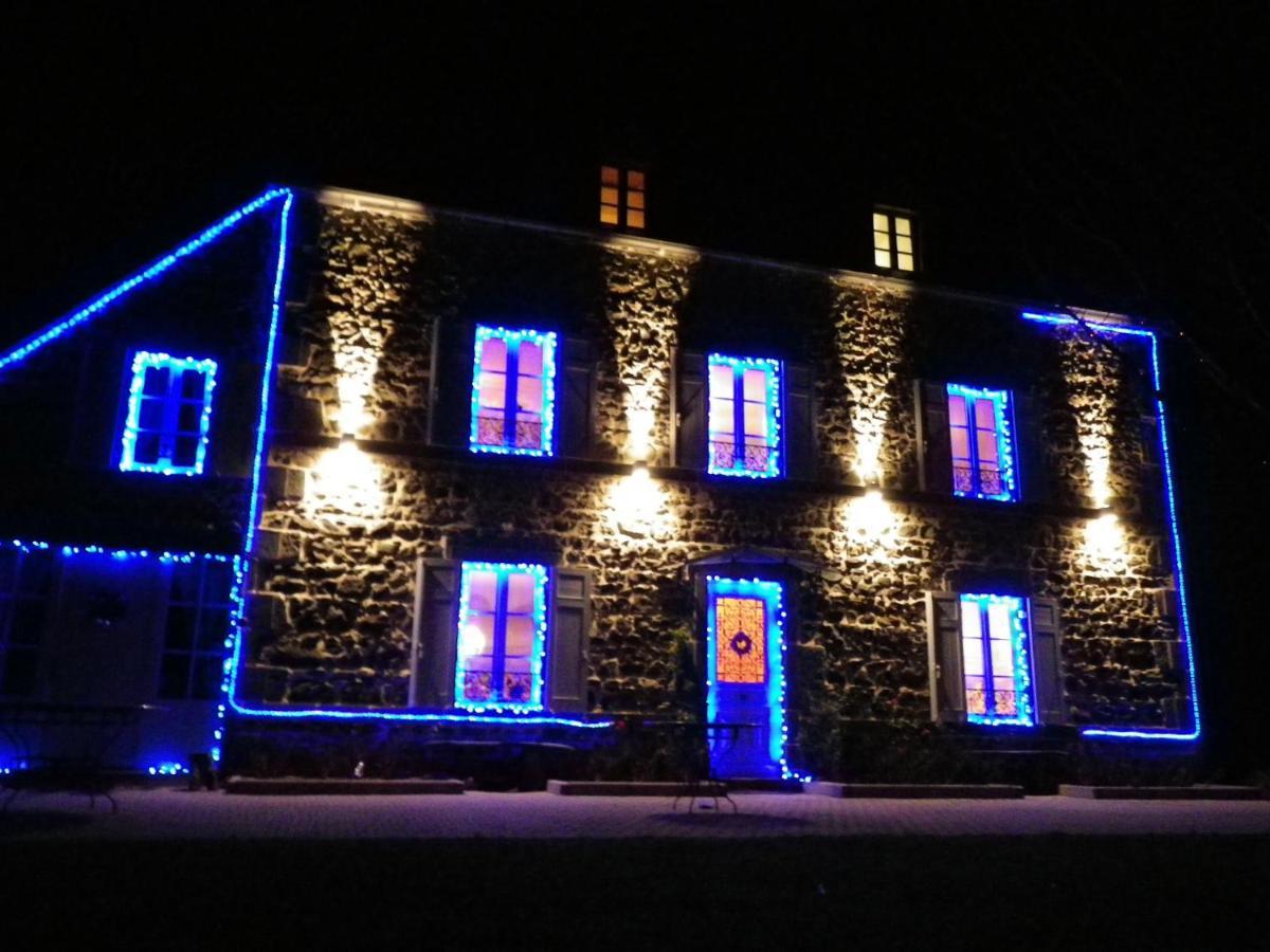 Maison D'Hotes La Nichee Rochefort-Montagne Eksteriør bilde